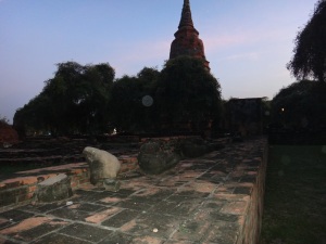 More of Wat Thammikkarat-interesting fact, Mortal Kombat was set here!