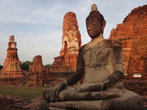 Sunsets on Wat Mahathat