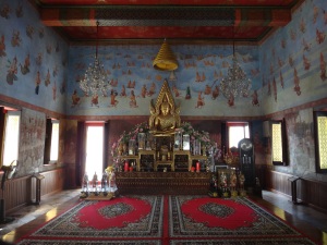 Wat Suwandararam shrine